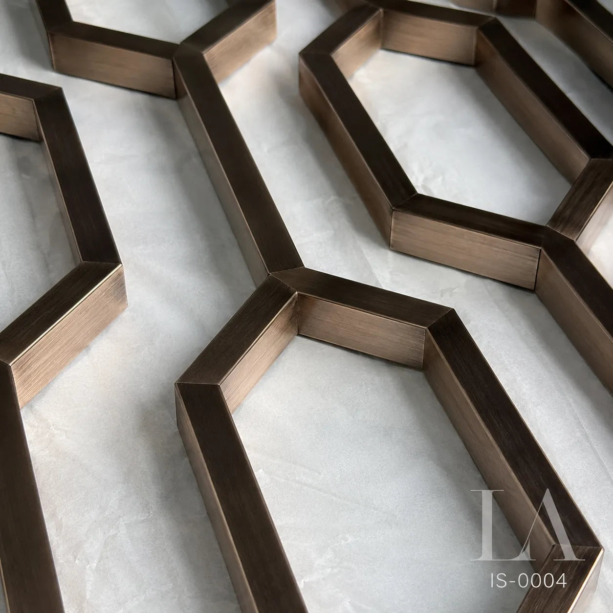 Luxury Bronze Color Stainless Steel Geometric Decorative Screen Panel
